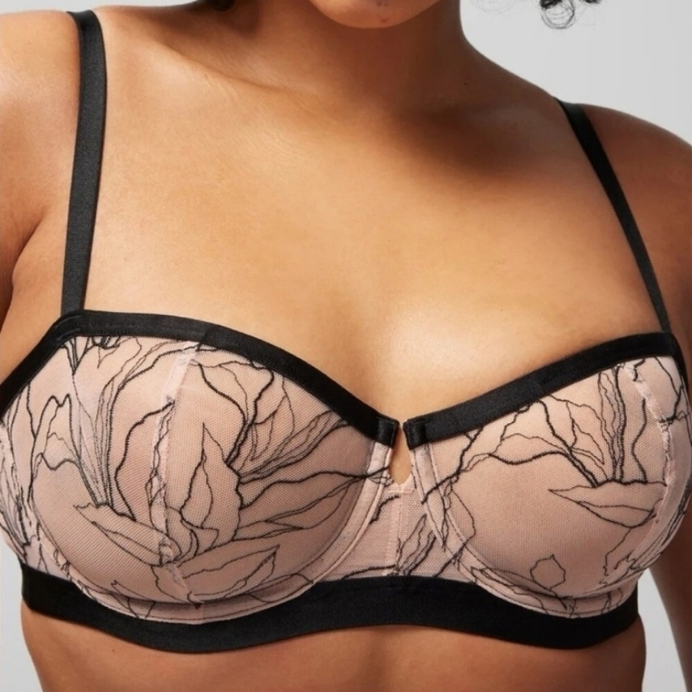 NWT Soma Linework Embroidered Unlined Balconette Bra